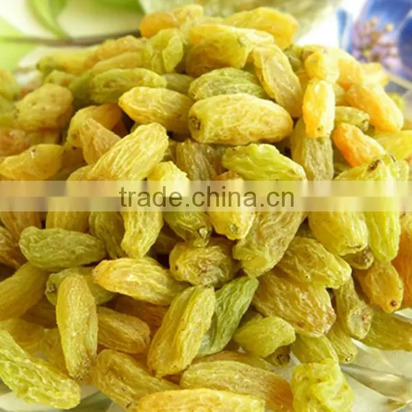 Dried Peach and Green Raisin