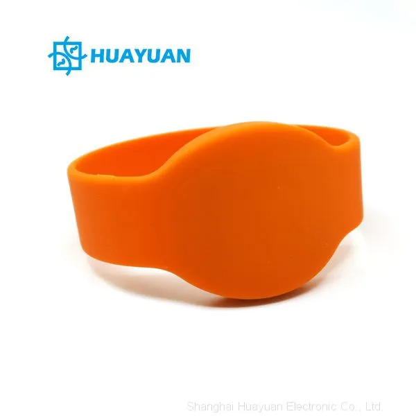 Upmarket Custom Logo HF/NFC Silicone MIFARE Classic 1k Chip Wristband photo-3