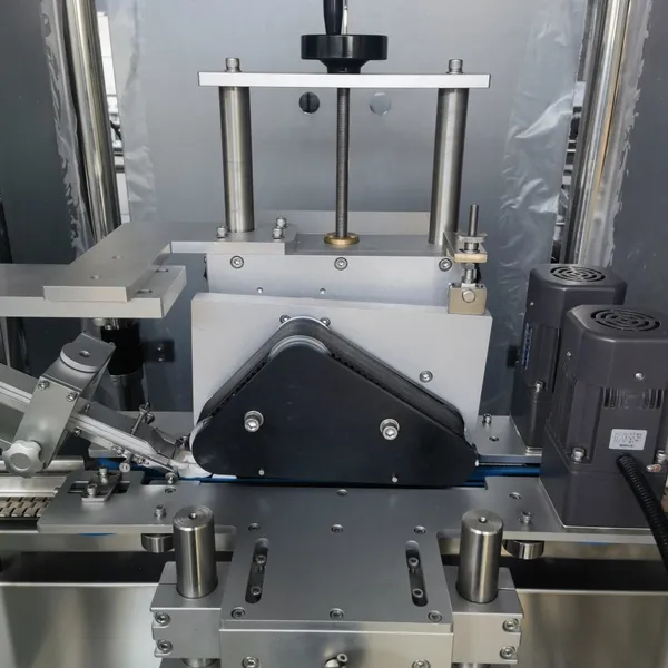 BPTG-200 Automatic Measuring Cup Capping Machine Matched with Capping Screwing Machine