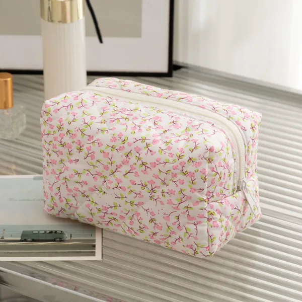 Wholesale Quilted Printed Floral Cosmetic Bag Large Capacity Soft Storage Bag Simple Toiletry Bag photo-4