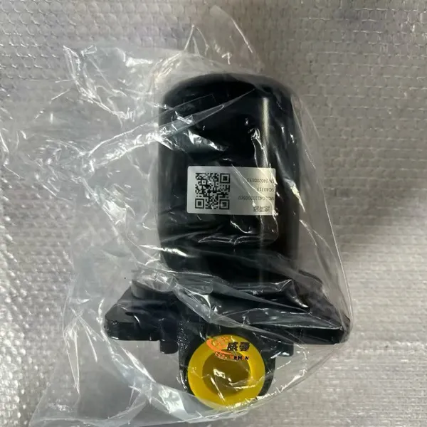 SDLG Original Oil Filter 4110000507 for LG Wheel Loader With Good Price in Stock photo-2
