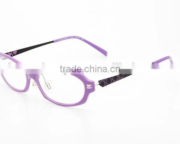 High End TR90 Material Frame With Stainless Temple for Women photo-4
