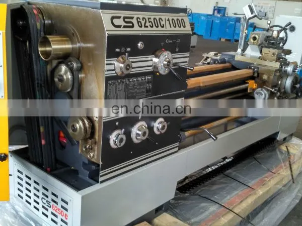 3000 mm Length CS6250C Heavy Duty Manual Engine Lathe Machine for Metal Cutting photo-2