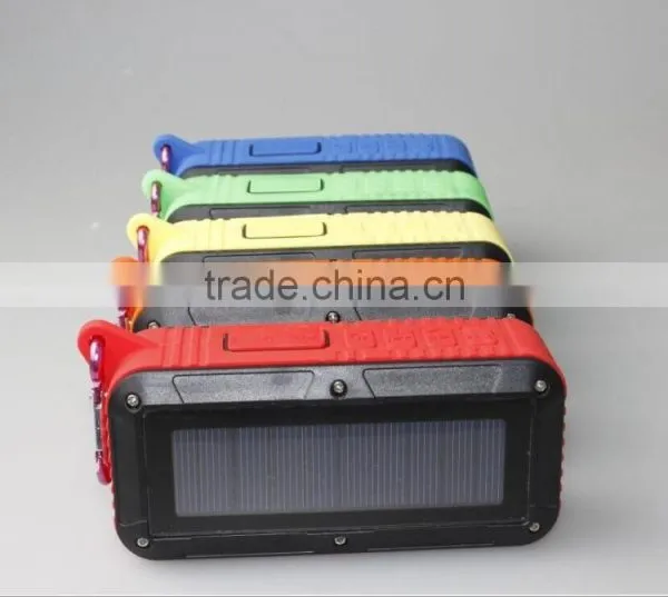 Factory Direct Outdoor Hook Style Waterproof Solar Recharheable Wireless Bluetooth Speaker photo-3