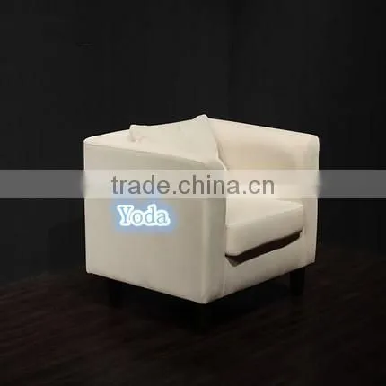 Creamy White Fabric Sofa for Shoe Store photo-2