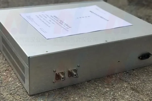 NA23 Lightning Impact Peak Voltage Meter