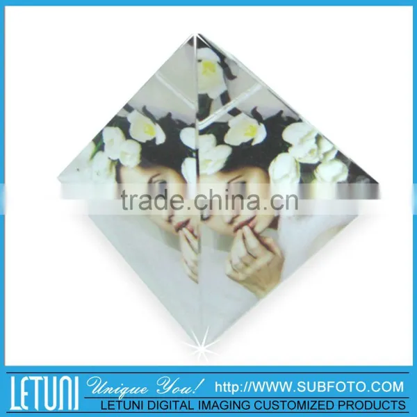 Big Crystal Glass Pyramid-100mm