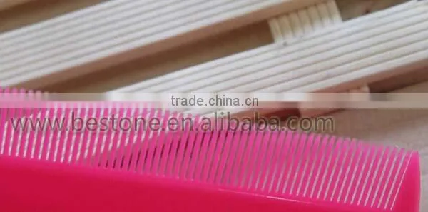 New Stylish Plastic Dog Lice Comb photo-3