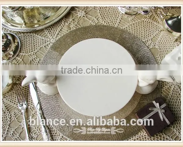 White Porcelain Souvenir Rabbit Plate Easter Rabbit Design Dish photo-3