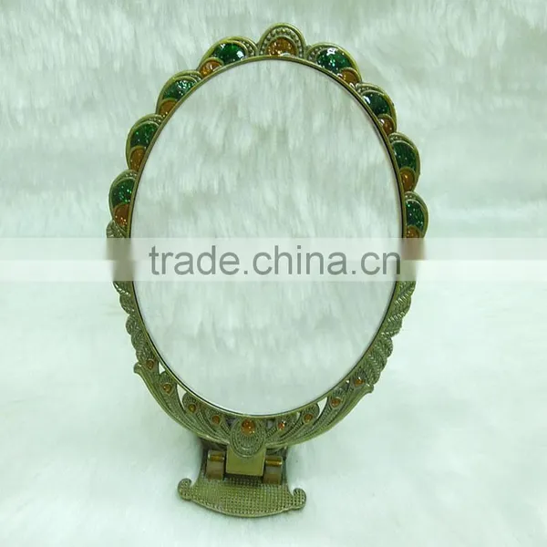 Vintage Style Bronze Cosmetic Pocket Mirror photo-2