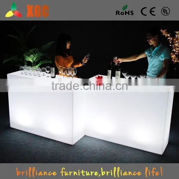 Rechargeable RGB High Fashion Led Light up Bar Table Design photo-6