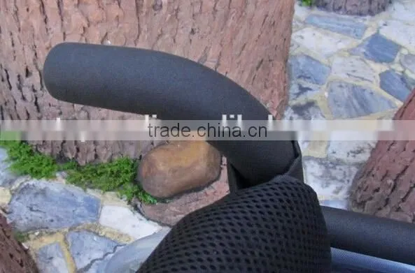 Made in China China Supplier TOPMEDI Deluxe Leisure Wheelchairs With Carbon Fiber Rear Wheel photo-3