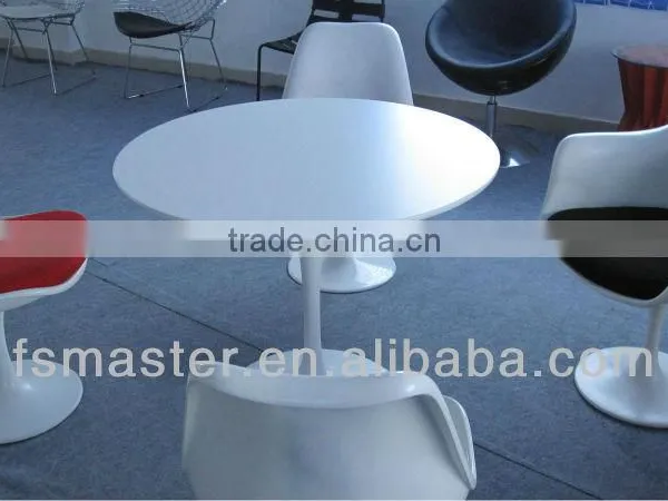 Replica American Design Tulip Table for Dining Room photo-6