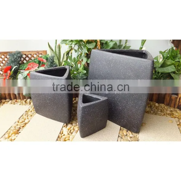 Triangle Flower Pot Outoor Flower Container for Sale photo-3