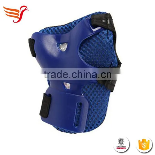 HFX0241 New Design Custom Kids Protective Gear Equipment With Hand Gloves and Safety Helmet photo-5