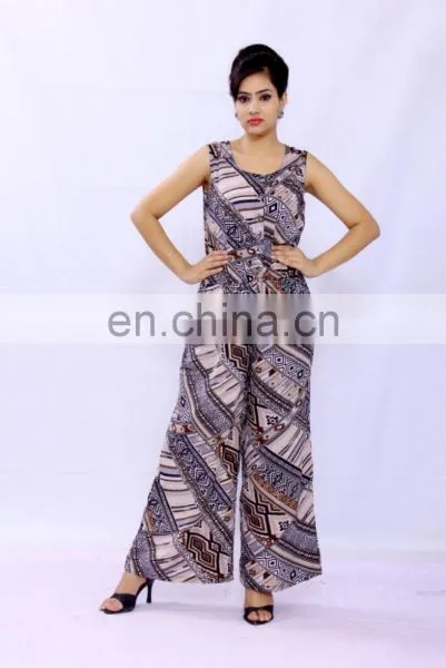 A Beautiful Blend of Modern Design Western Wear Multicolored Jumpsuit photo-2