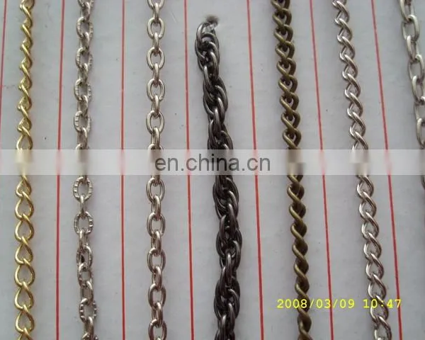 China Chain Supplier Custom Shiny Design Gold Metal Chain for Football Shoes photo-4