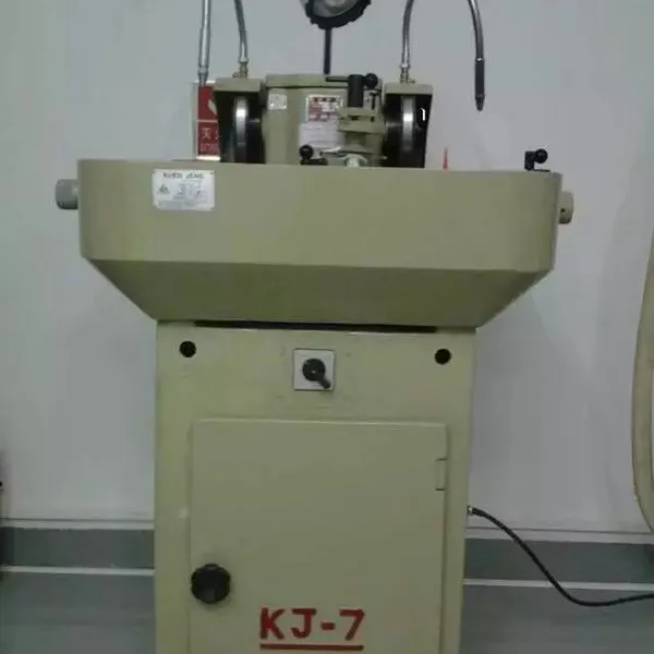 Kunzheng Kj-7 Универсальная шлифовальная машина для резцов