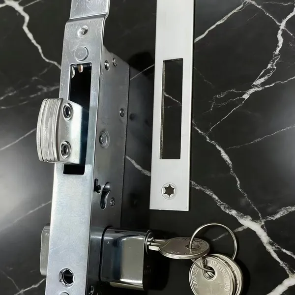 Deadbolt Lock