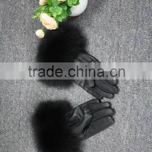 The Fox Fur Sheepskin Gloves. Women's Black Gloves Outdoor Sports photo-2