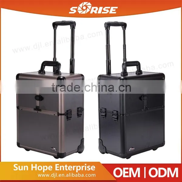 China Wholesale High Quality Aluminum Trolley Portable Makeup Cases Rolling Cosmetic Boxes photo-2
