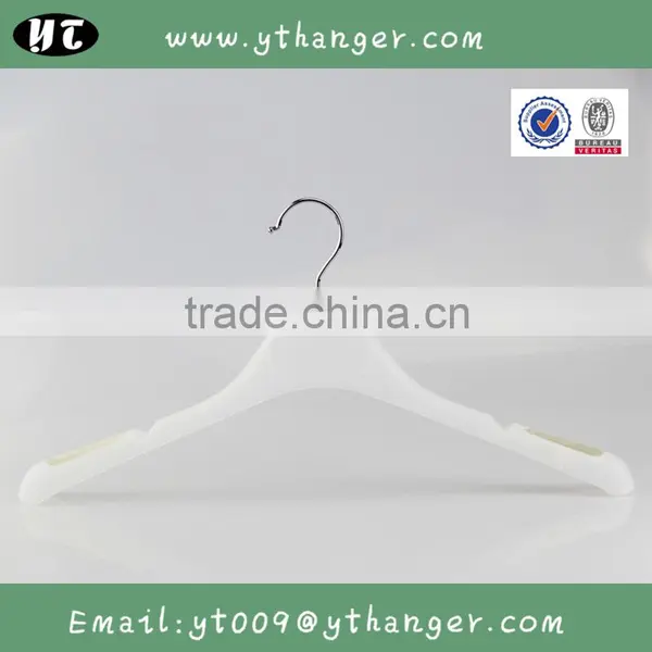 HA6971 Hanger Factory Cheap Clothes Plastic Hanger Coat Hanger Supplier's Choice photo-4