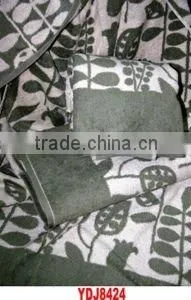 100% Cotton Yarn Dyed Jacquard Bath Towel