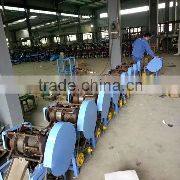 Firecrackers Pyrotechnics Tube Rolling Machine photo-4