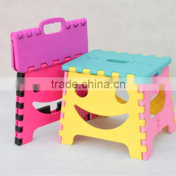 Smile Face Family and Garden Portable Folding Plastic Step Stool Chair