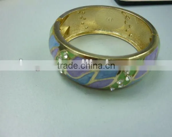 fashion bangles