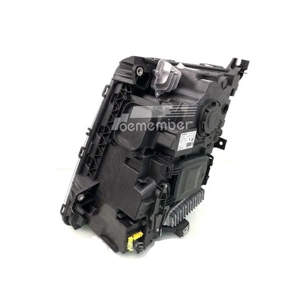 OE Member Truck Body Parts 22239057 Truck Headlamp for Headlight Volvo FH4 Right photo-3