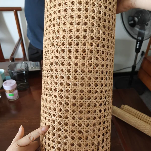 China Factory Natural Ture Rattan Cane Weaving Webbing Rolls for Dinning Furniture Chairs Cabinet Doors