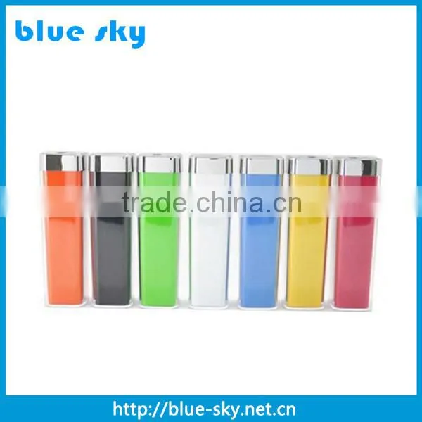 Real 2000mAh High Quality and Hot Selling Power Bank With Portable Power Supply photo-4