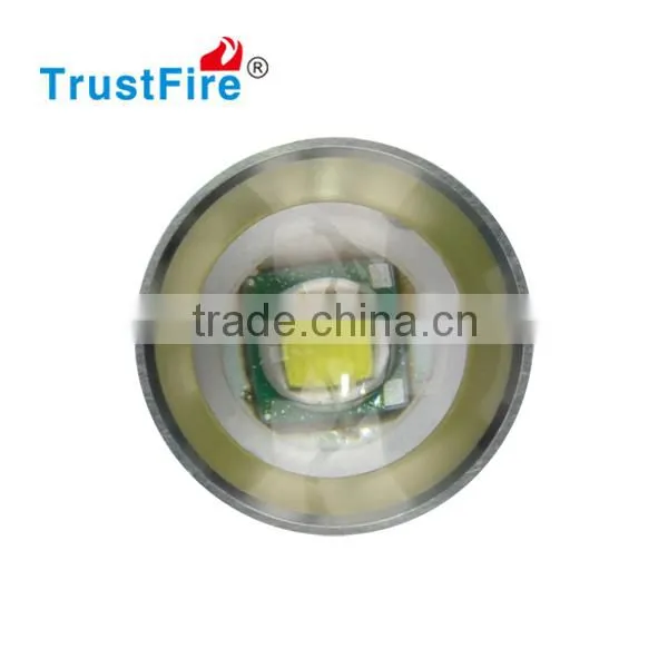 TrustFire Electronic Product XM-L2 Rechargeable Flashlight TR-Z8 Beam Adjustable Light With Fluorescence Switch photo-2