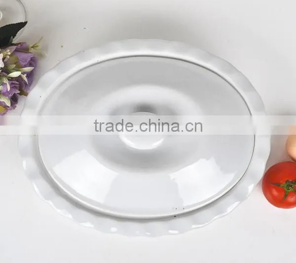 11.5" Oval Ceramic Bakeware With Lid photo-3