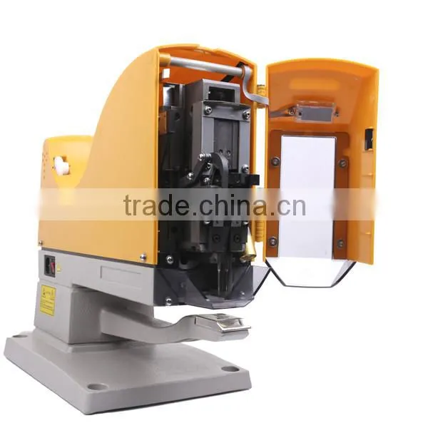 Staple pin attacher