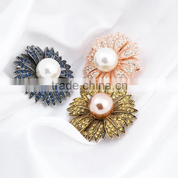 Free Shipping Wholesale Quality Fashion Pearl Jewelry Poppy Brooch Diamond Brooch photo-3