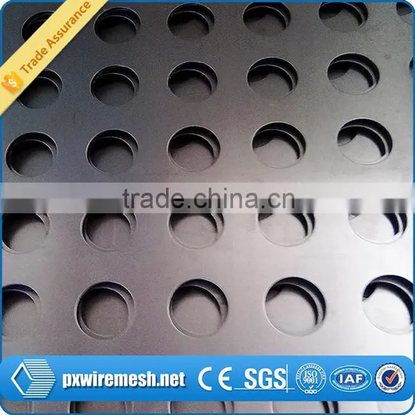 Perforated Metal With Competitive Price Widely Used as Agriculture Equipment photo-4