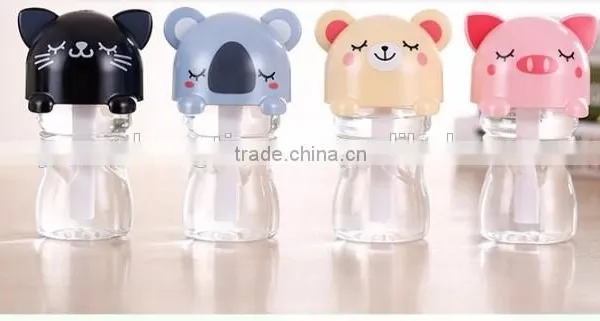 DC5V USB Office Ultrasonic Mini Portable Cartoon Shaped Humidifier photo-2