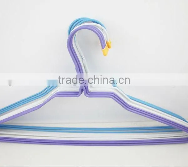 Taizhou GS-6101 Durable PE Coated Metal Plastic Clothes Hanger photo-2