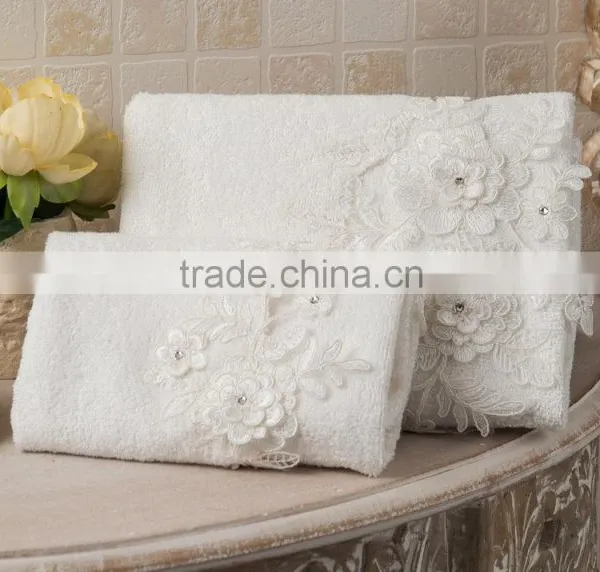 SUENA HANDMADE OVAL TOWEL