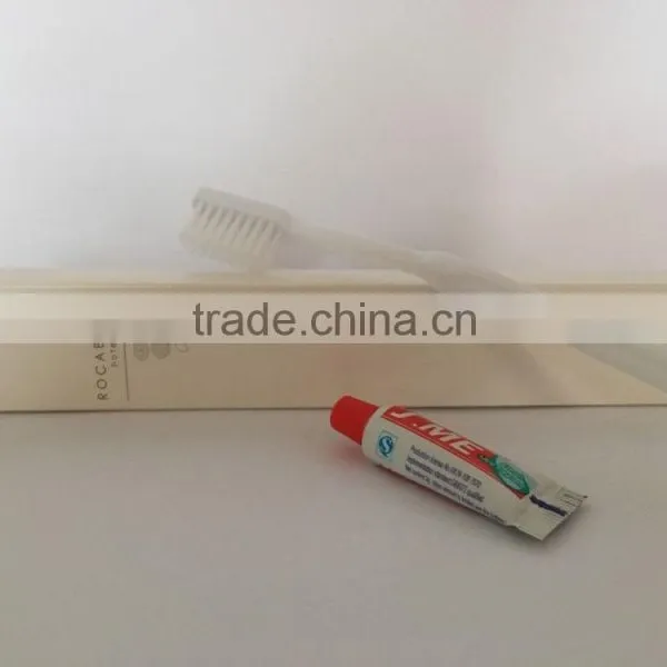 New Design of Cheap Luxury Hotel Toothbrush Toothpaste Supplies Set photo-6