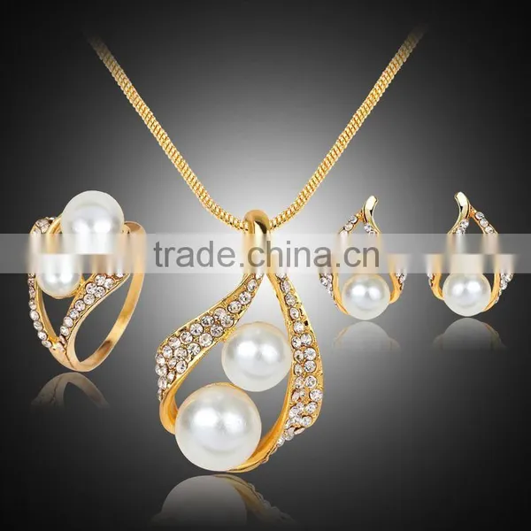 Gold Plated Elegant Fashion Inlaid Crystal Jewelry Sets Imitation Pearl Earrings Necklaces Ring Set For Women Wedding photo-5