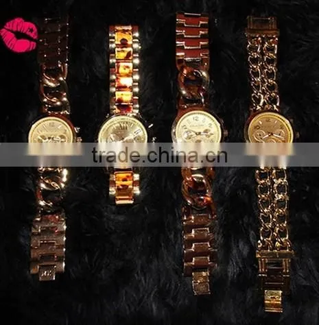 Fashion Cheap Metal Watches China Supplier Custom Design Metal Wristwatch Promotion Made in China Gold Watch Clock Men Large photo-4