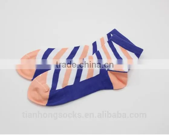 Diagonal Striped Women Cotton Socks OEM Socks photo-3