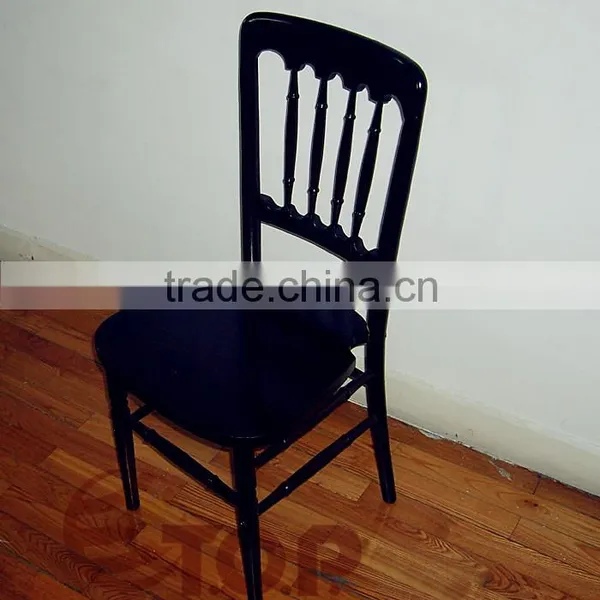 Fashion Black Wooden Chateau Chair