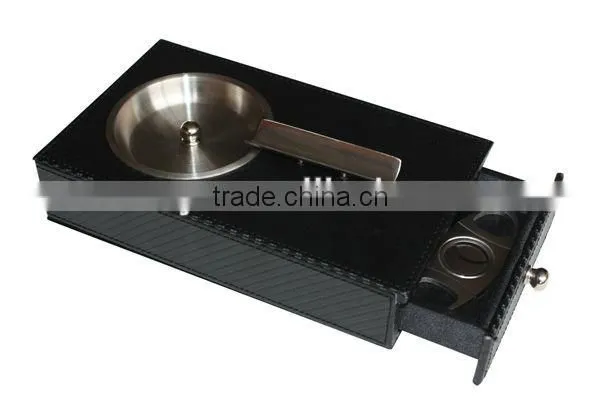 Vintage Black Patterned Leather Ashtrays for Valentine's Gift photo-4
