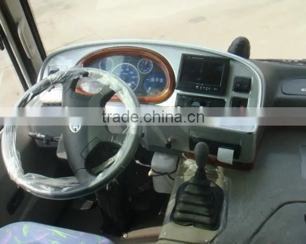 Huaxin Brand 7.3m Diesel Type LHD Mini Bus photo-6