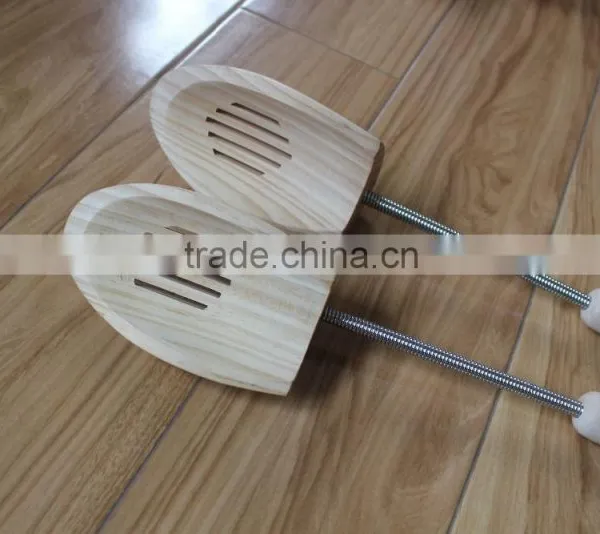 High Quality Pine Wood Shoe Stretcher/shoe Tree photo-4