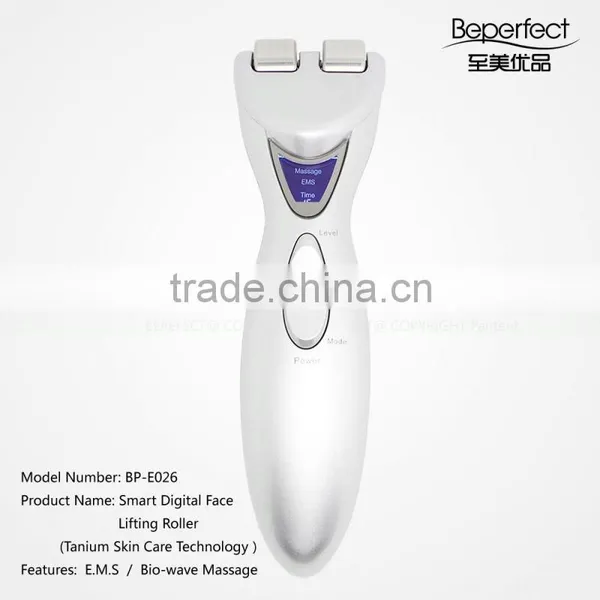 Handheld Private Label Available Microcurrent Galvanic Face Massage Roller photo-4